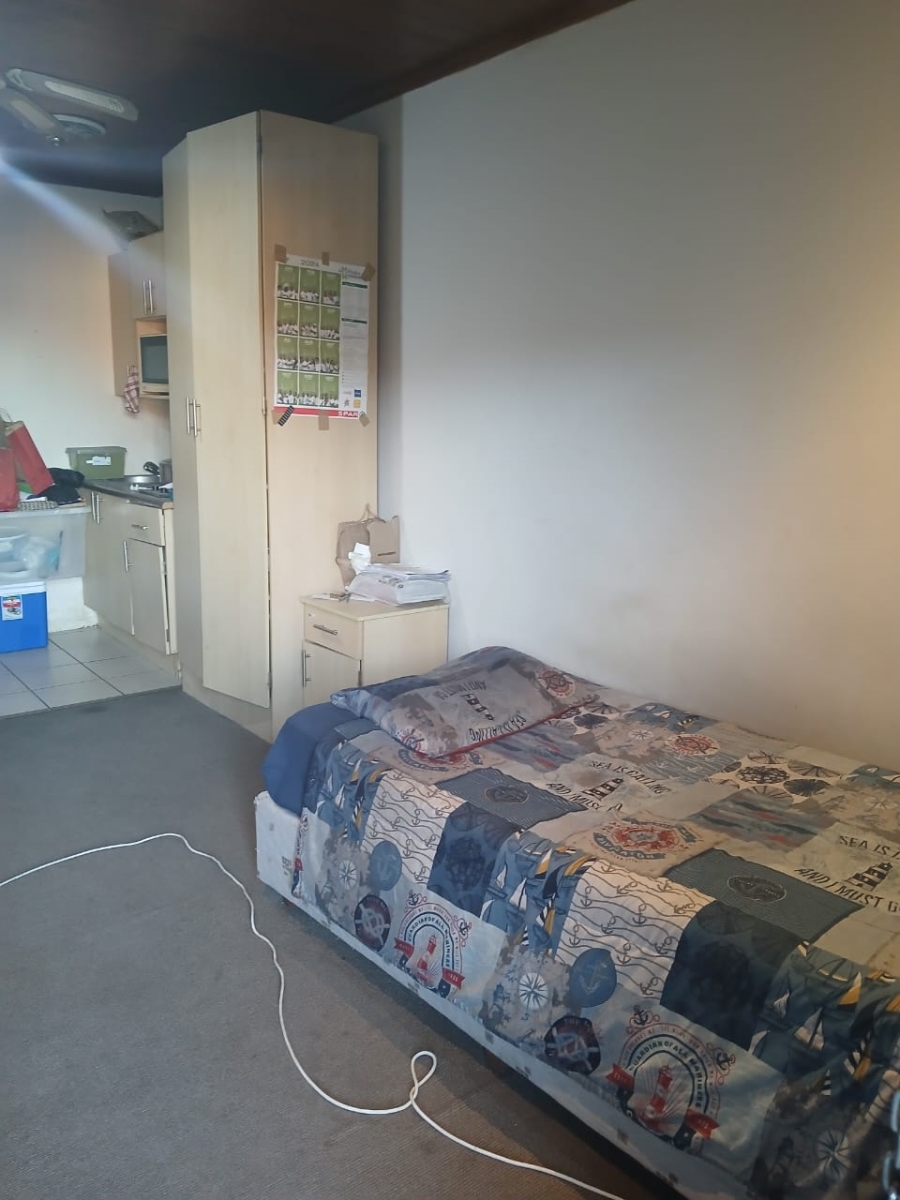 2 Bedroom Property for Sale in Bloemfontein Free State
